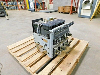 Used GE AKR-6D-30 Circuit Breakers Ohio US | Equipment Recovery Corp. #1331082