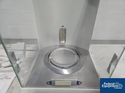 USED Mettler Toledo Mettler Toledo Laboratory Balance, Model AL 204