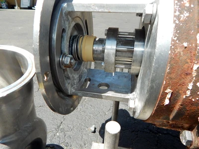 USED 4 X 3 CENTRIFUGAL PUMP 4 X 3