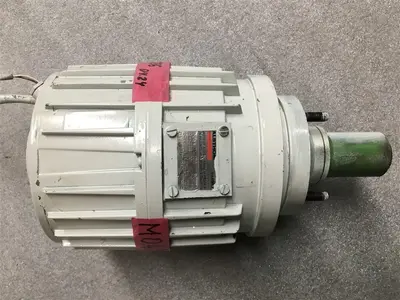 USED PARVEX MOTEUR AXEM MC 13 S TYPE 400 W 65V 8A DC