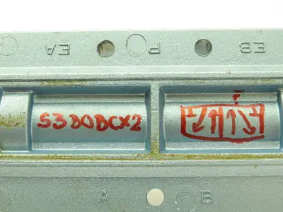 Honeywell Skinner S3B0BCX2 Pneumatic Directional Hand Lever Valve 5/2 Pos 1/4"