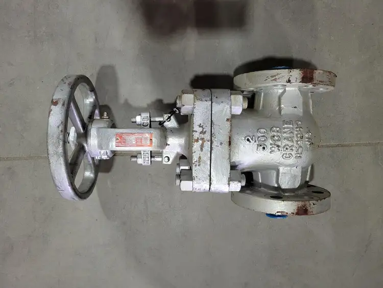 Used CRANE 33XUF Valves/Fittings British Columbia CA | Lenmark #258082