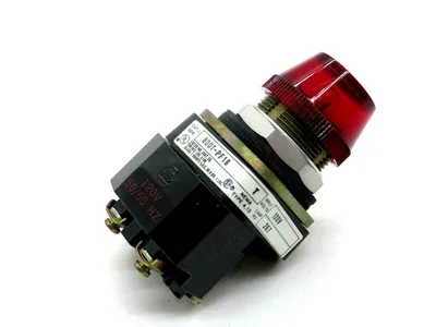 NEW ALLEN BRADLEY 800T-PF16R RED LENS PILOT LIGHT SERIES T 800TPF16R
