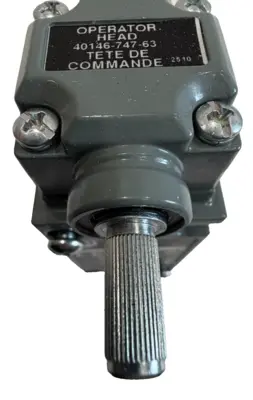 NEW – ALLEN BRADLEY 802T-AP, OILTIGHT LIMIT SWITCH (S-08)