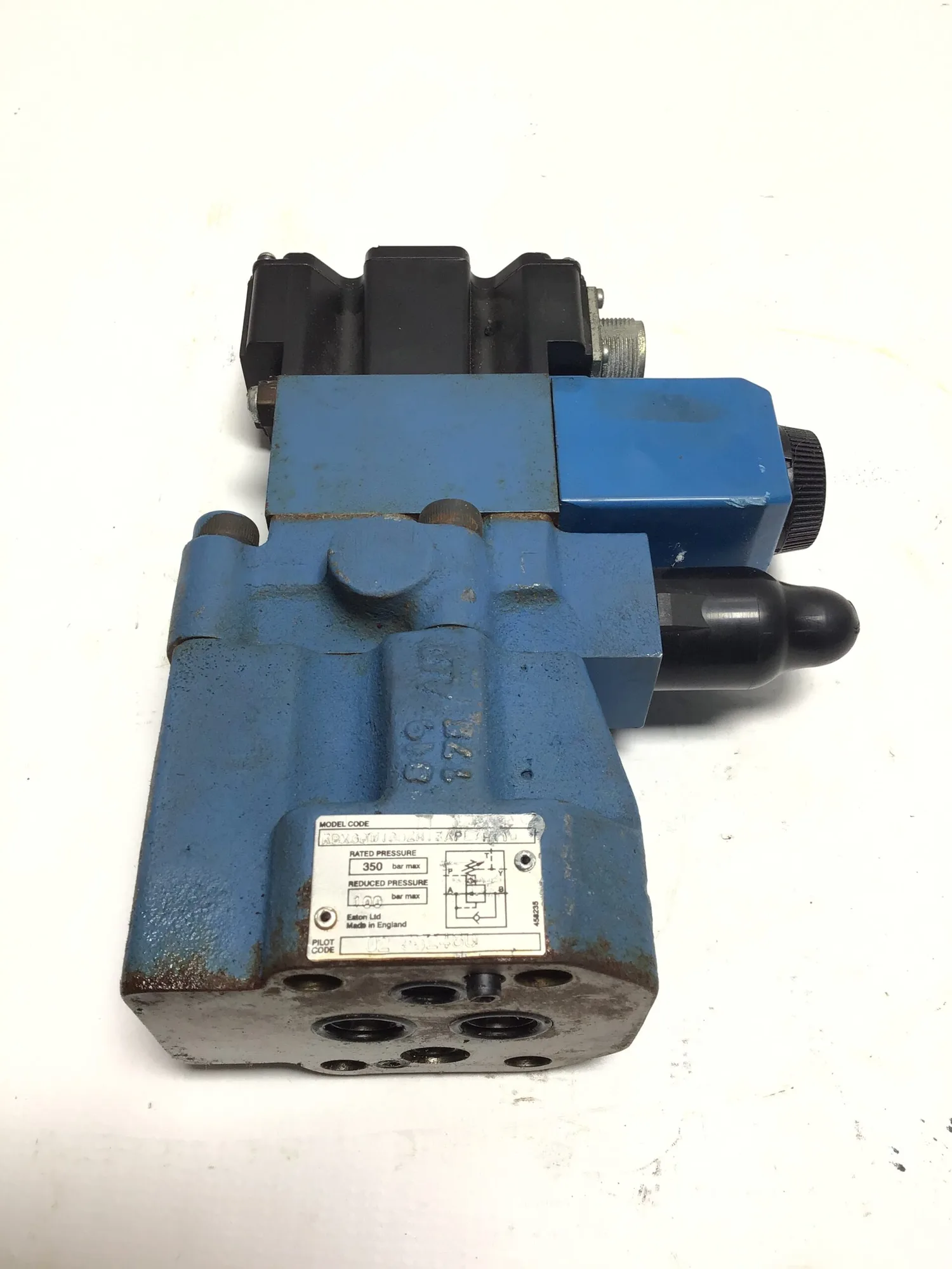 Vickers KBXG6W100ZM13APE7H1 Proportional Directional Valve