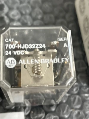 NEW Allen Bradley Bulletin 700