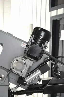 NEW HYD-MECH DM-1318P