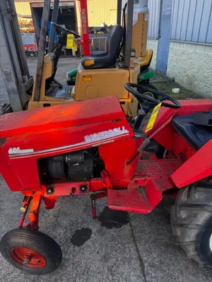 Used _UNKNOWN_ _UNKNOWN_ Sub-Compact & Compact Tractors Ohio US | Myron Bowling Auctioneers Inc #1518781