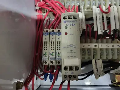 USED SQUARE D MODEL 6