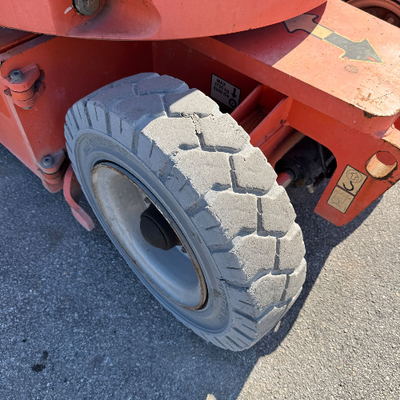 USED 2015 JLG E300AJP
