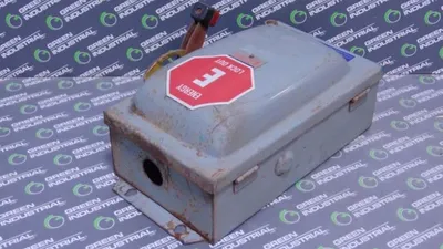 Square D HU361AWK Fusible Safety Switch 30 Amps 600Vac 250Vdc Ser. D1 Used