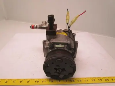 Ford X54H-19D629-AD RFX54H-190647-AB A/C compressor w/cluch