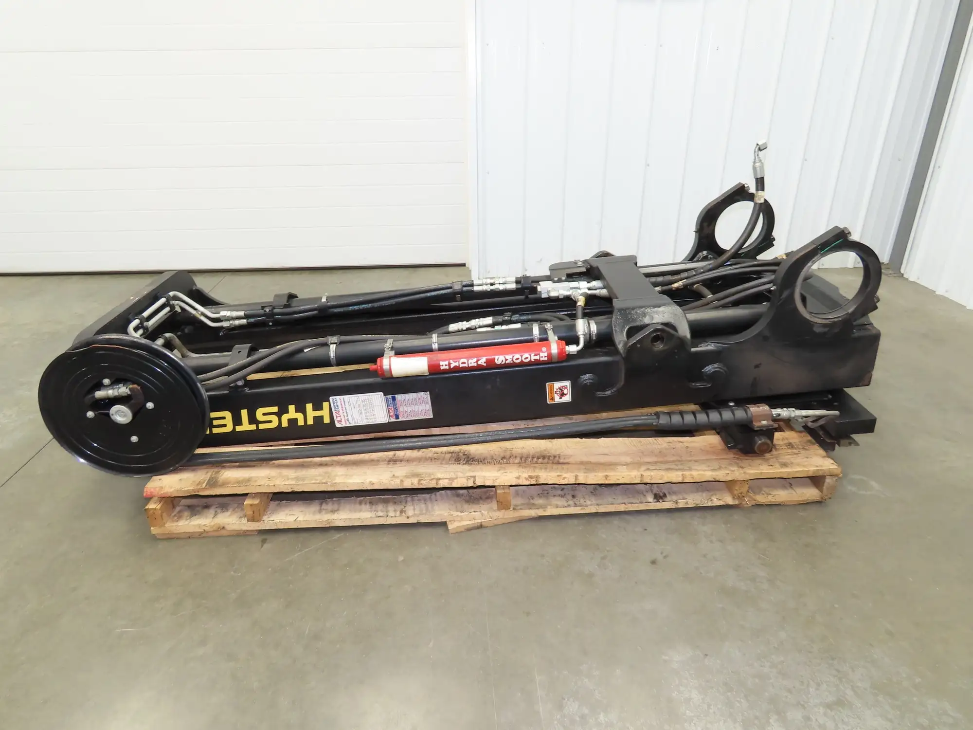 Hyster E80XN Forklift Mast Class IV 2 Stage 4 Lever 144.7" Lift 7000lb