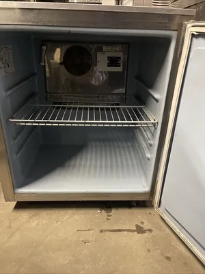 174-0040 Delfield 27” Undercounter Self Contained Cooler