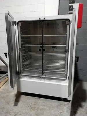 Binder KBF-720 Humidity test Chamber