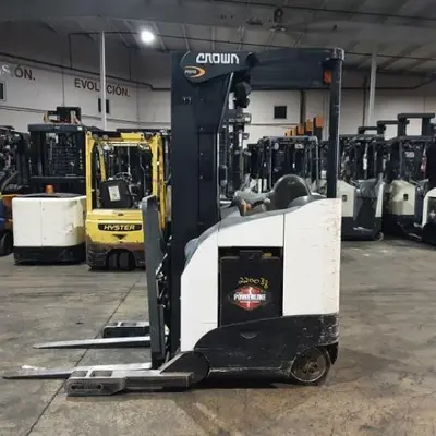 USED 2018 CROWN RR5725-45