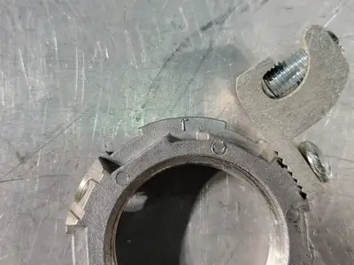 1" Grounding Locknut w/ Tin-Plated Aluminum Lay-In Lug