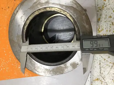 USED CINCINNATI MILACRON 5022211