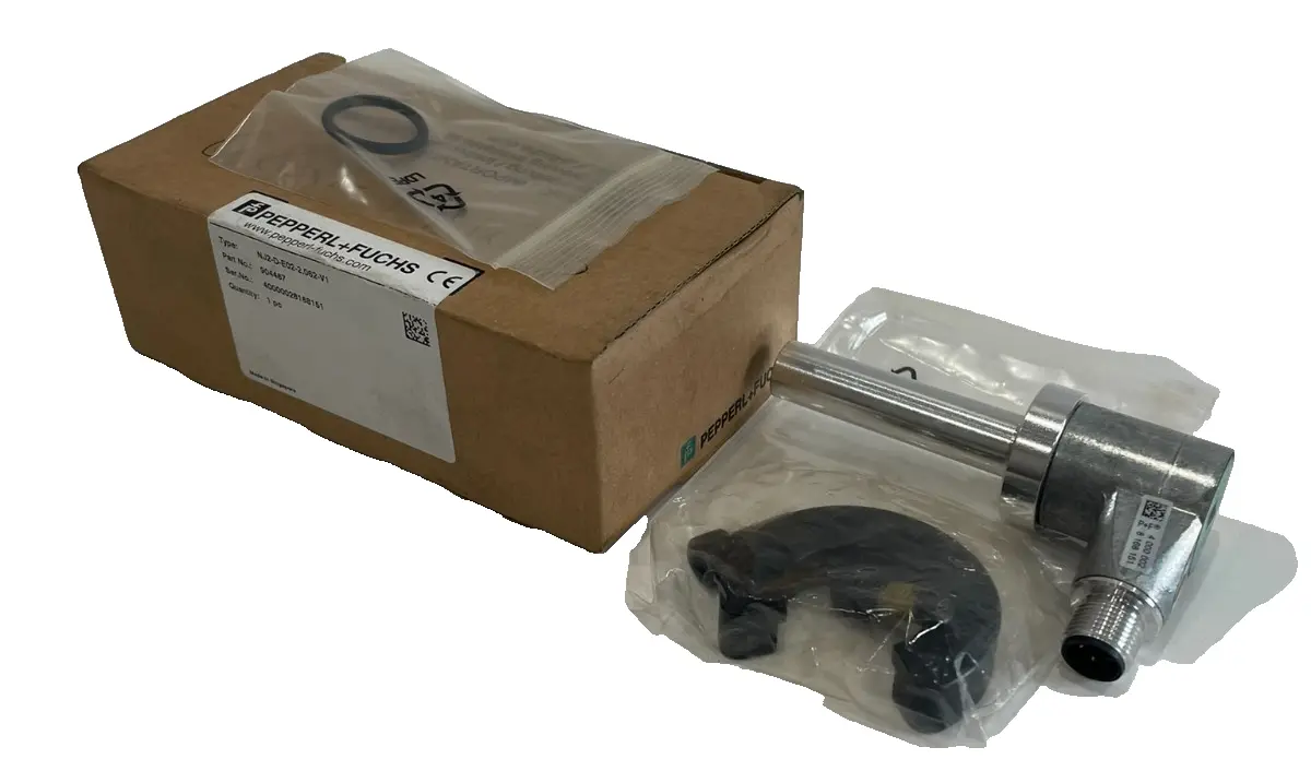 NEW PEPPERL+FUCHS 904467 INDUCTIVE SENSOR NJ 2-D-E02-2.062-V1