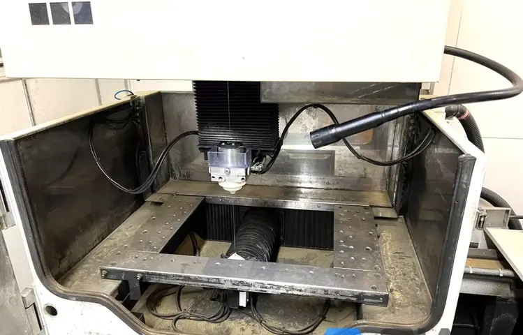 Used 2015 FANUC ROBOCUT A-C400IA Wire EDM Illinois US | Aucto #1333552