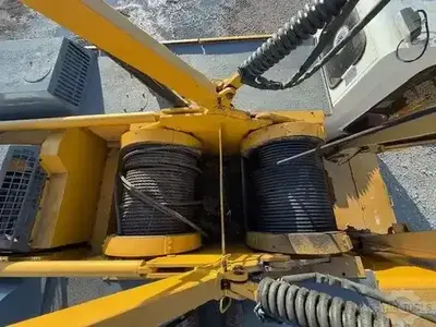 USED LIEBHERR LR853