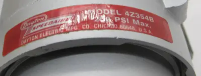 NEW DAYTON SPEEDAIRE 4Z354B LUBRICATOR 250 PSI