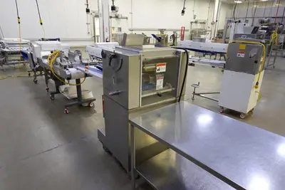 EMPIRE S-180/GMP-2 Bagel Divider Former > Dual Lane Bagel Divider Former | Harvest Equipment and Fabrication Inc (5)