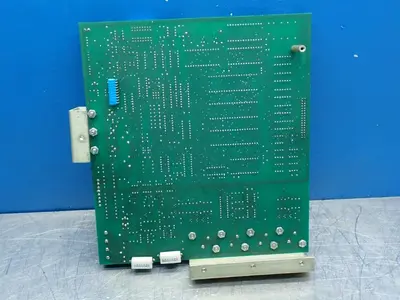USED HAAS AUTOMATION 323051E