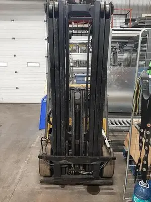 USED YALE ELECTRIC FORKLIFTS PACKAGE
