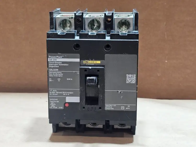 Used SCHNEIDER QBL32200 Switchgears British Columbia CA | Lenmark #1438222