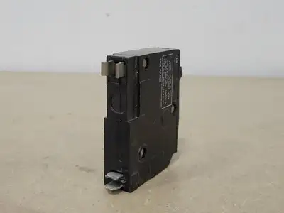 USED SQUARE D QO130