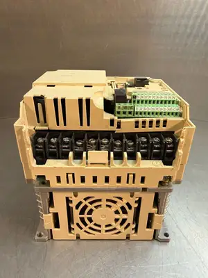 Magnetek MVB009 Ac Drive 5HP 400V 3PH (4.6.1)
