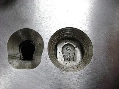 1993-390 Stamping Press Tool and Die Set to make Pig Back – Jewelry Pendant
