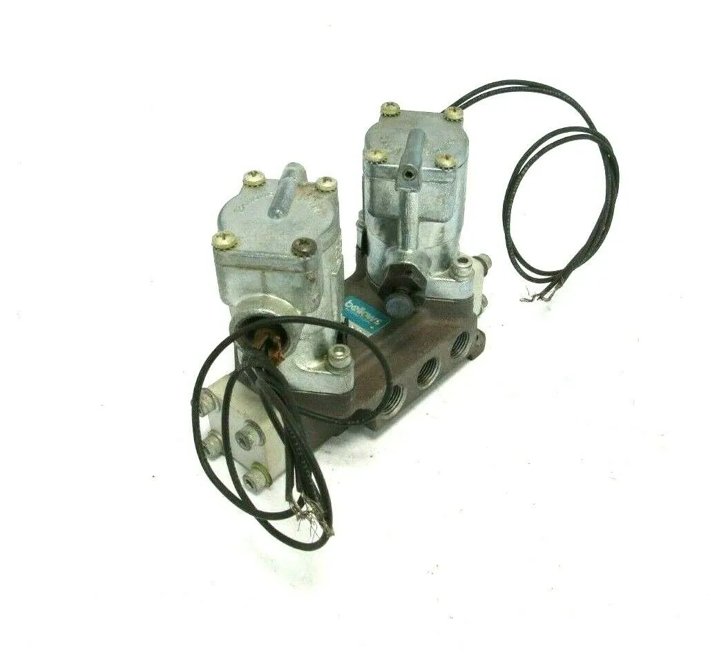 NEW SCHRADER BELLOWS L465-3 3-102 DUAL SOLENOID VALVE ASSEMBLY L46533102