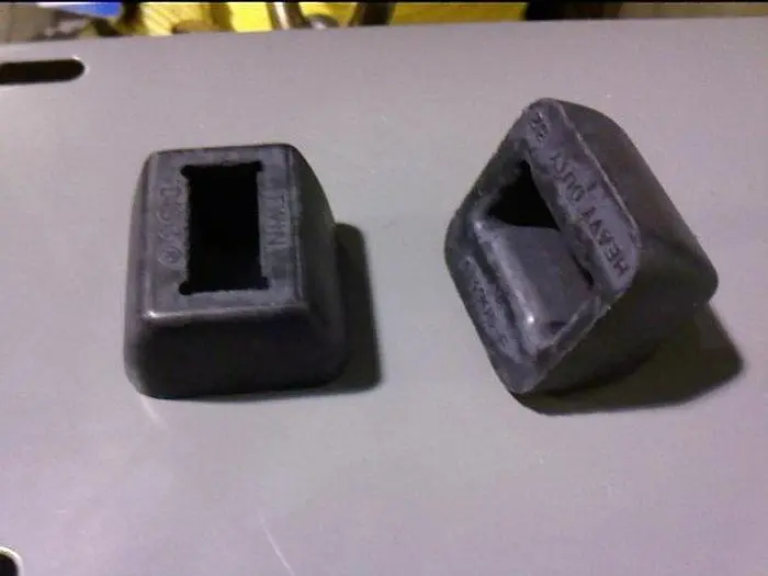 Used CHICAGO PNEUMATIC PS1936-2 RUBBER BLOCK Air Compressor Parts Pennsylvania US | East West Machinery & Drilling #1416810