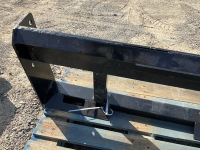 Used WOLVERINE PFF2-13-45W PALLET FORK FRAME 2 Pallet Forks Michigan US | Miedema Asset Management Group #1468725