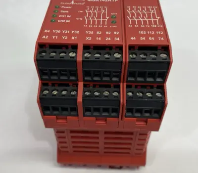 USED ALLEN-BRADLEY SER. A GUARDMASTER MSR142RTP SAFETY RELAY, AUTO-RESET