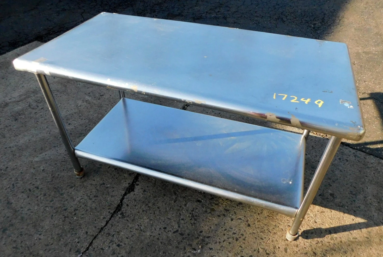 USED STAINLESS STEEL TABLE SS TABLE
