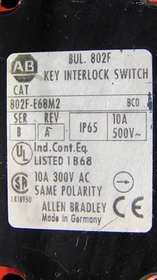 Allen Bradley 802F-E68M2 Key Interlock Switch Ser. B Rev. A 10A 500VAC Used