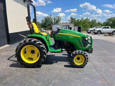 JOHN DEERE 3320 4X4  Tractor | County Equipment Company LLC (4)