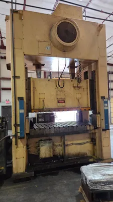 1996 CLEARING NIAGARA SE2-300-84-48UH Straight Side Mechanical Stamping Presses | Rygate LLC (6)