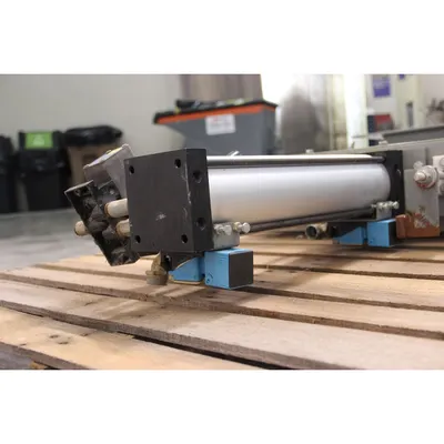 Used DCL 14" X 22" Slide Gate Valve Roller Gate