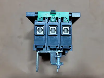 USED SQUARE D BDA34070Y
