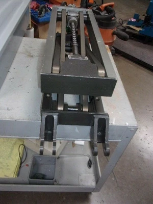 Custom Platform  Tooling Lift ? 23"x 73/4 top dim's