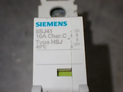 NEW SIEMENS 5SJ4 1107HG40