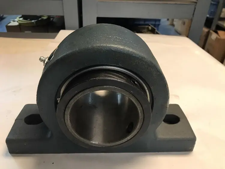 New | in-Stock REXNORD ZA5215-72 Bearings | Surplus Asset Holdings #1189022