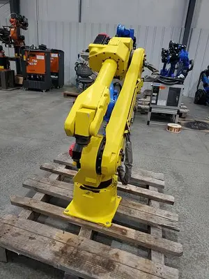 USED 2003 FANUC ARCMATE 120IB
