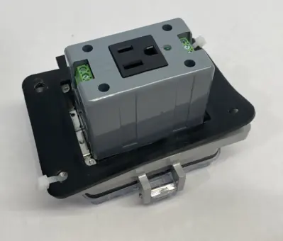 Used Grace Technologies GracePort Ethernet Panel Interface Connector Automation Control (HMI) Michigan US | Maverick Industrial Sales #1392508