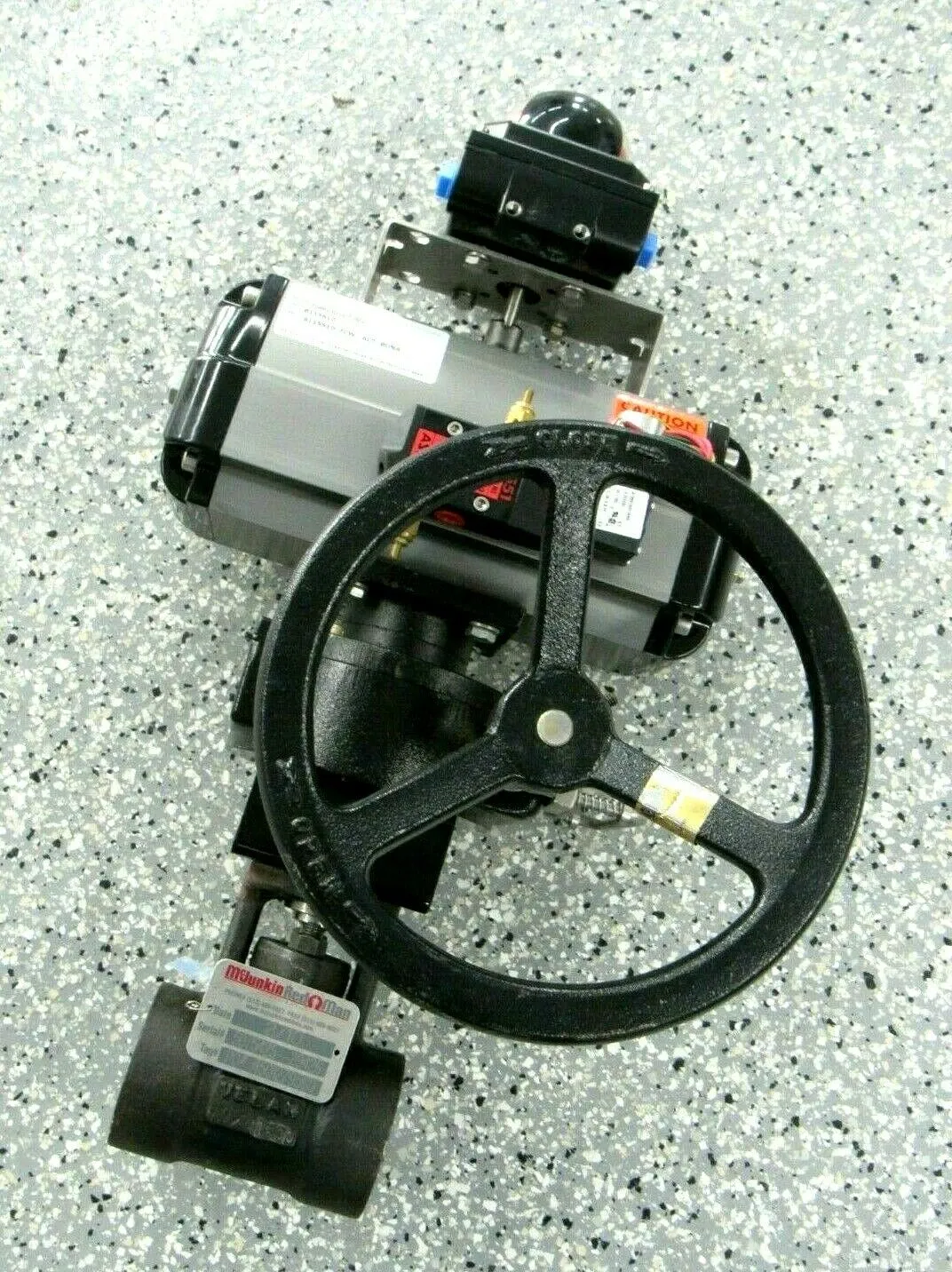 NEW FLOWSERVE B115S10 ACTUATOR VALVE 82006-FRBA 7D-40-2600