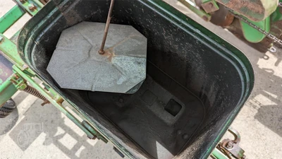 USED JOHN DEERE 80